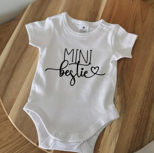 baby onesie - Mini bestie